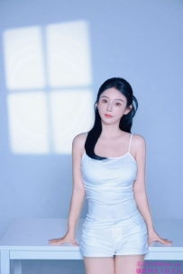 白云石井一涵